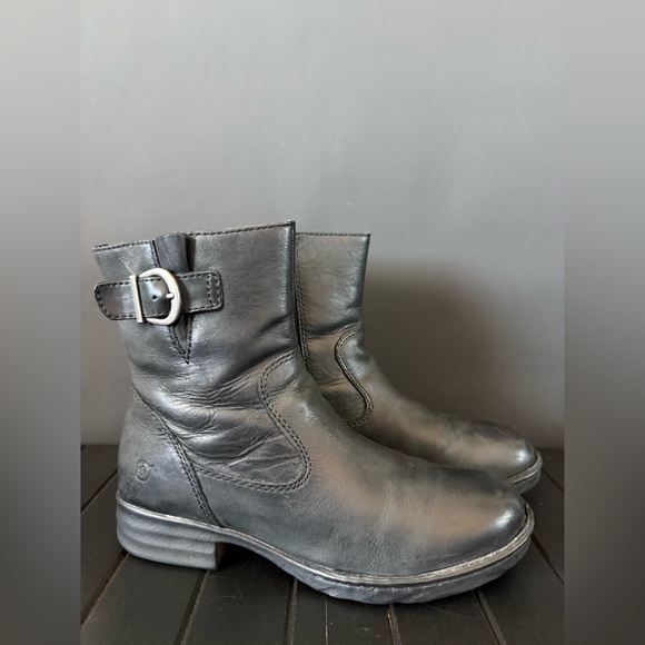 Born black womens boots size 6 - Picture 3 of 4